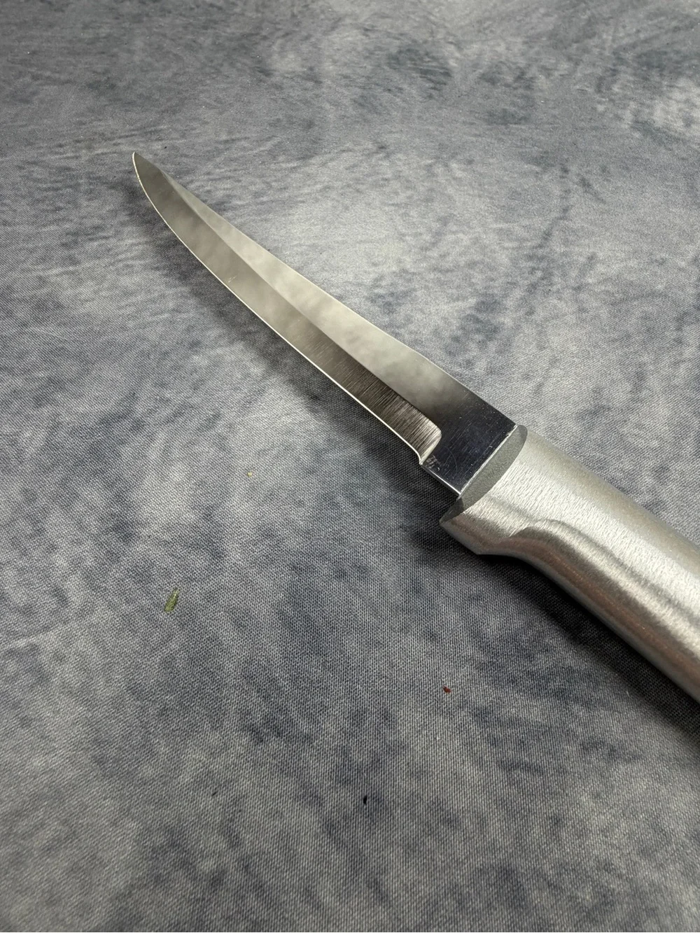 RADA Cutlery Tomato Slicer and Regular Paring knife. New with sleeve.